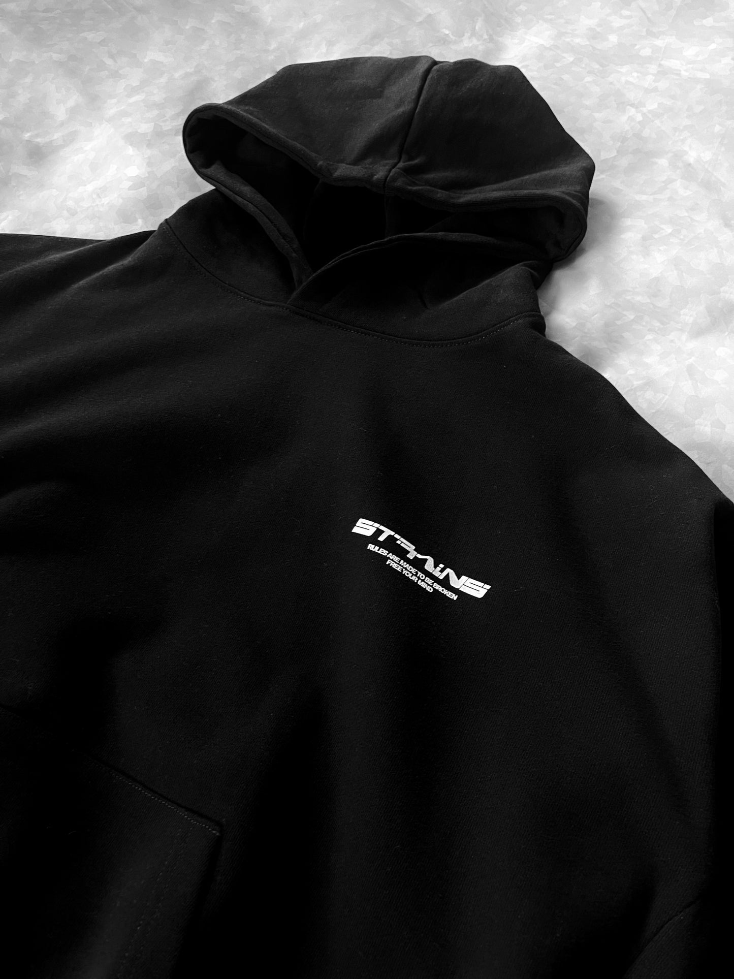 Strains Statement Oversized Hoodie (Black)